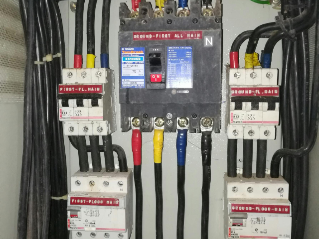 武漢鑫起禾貿(mào)易有限公司 專注配電開關(guān)控制設(shè)備，賦能現(xiàn)代電力系統(tǒng)安全與高效